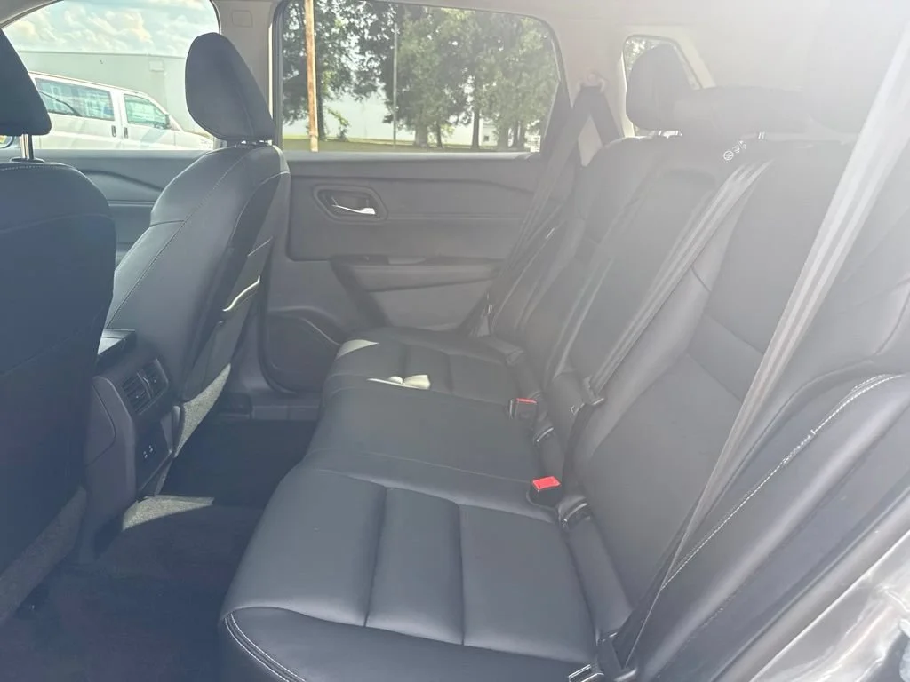 Used 2024 Gray Nissan SL image 12
