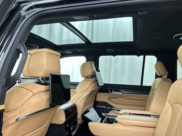 Used 2025 Black Jeep Series III image 30