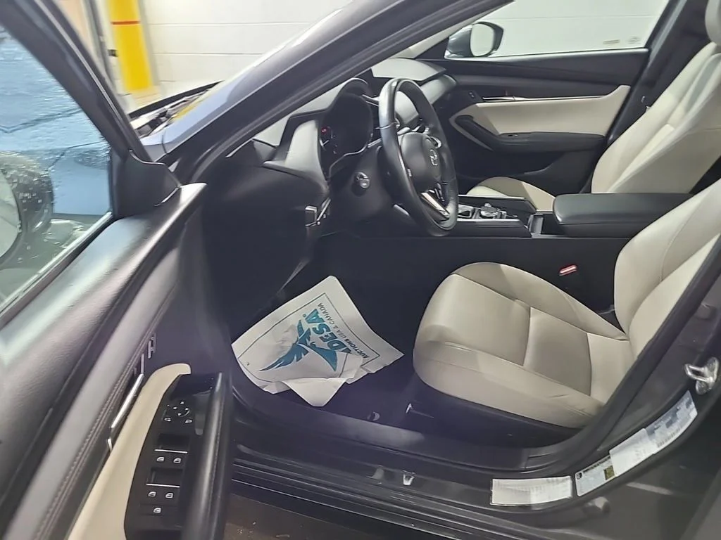 Used 2025 Gray Mazda 2.5 S Preferred Package image 5