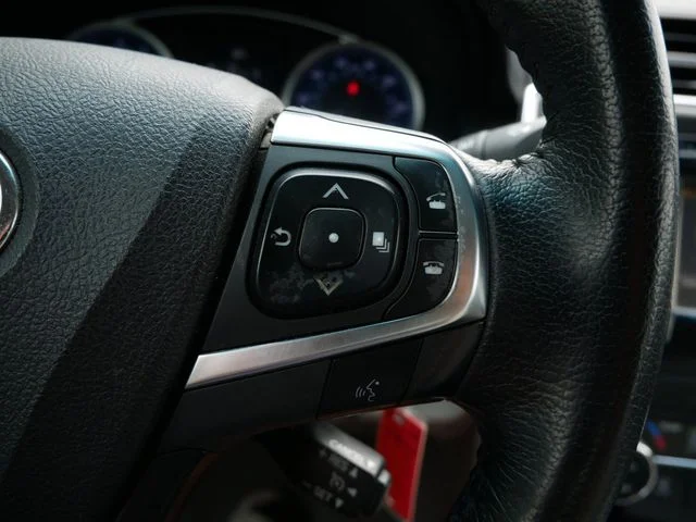 Used 2015 Blizzard Pearl Toyota XLE image 19