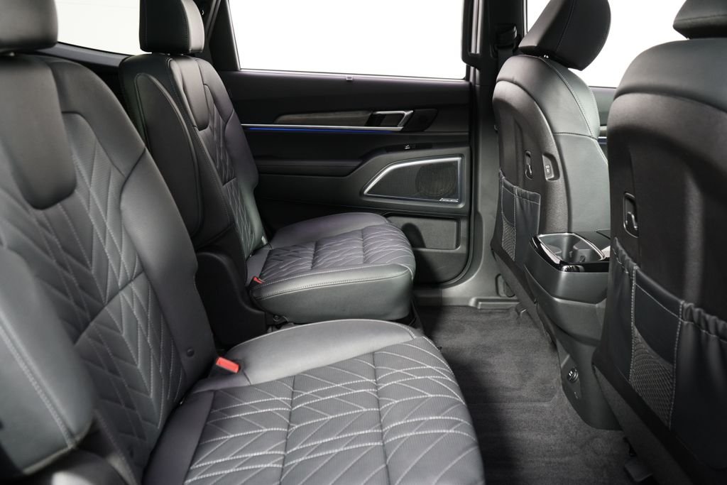 Used 2025 Gray Kia SX X-Line image 10