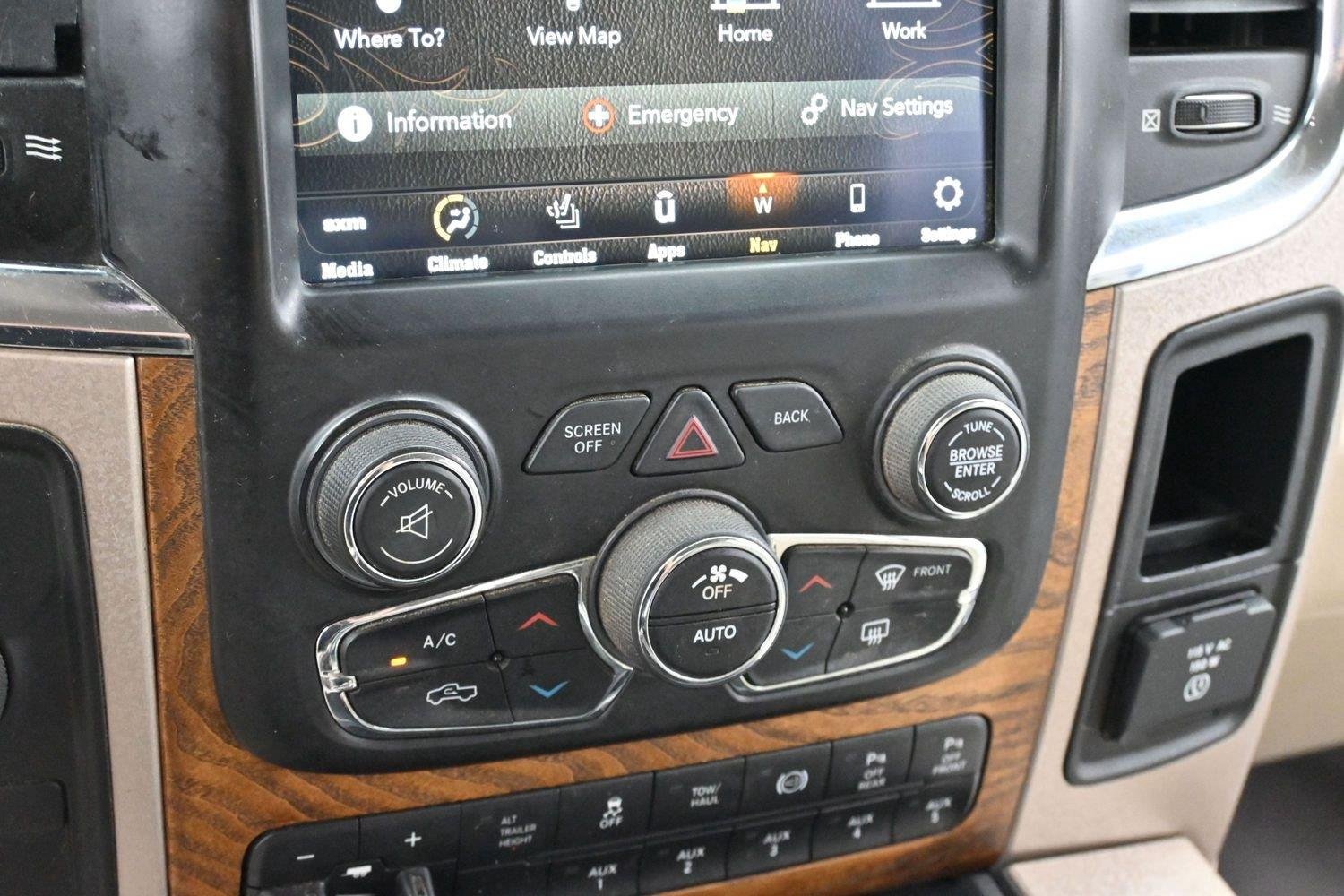 Used 2018 Bright White Clearcoat Ram Laramie Longhorn image 22