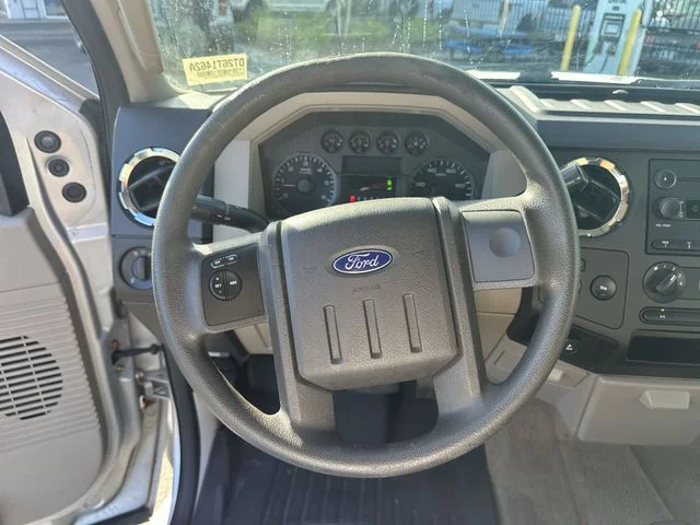 Used 2008 Silver Ford XLT image 15