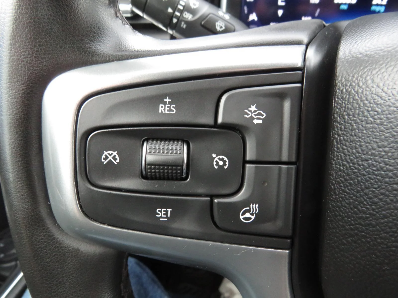 Used 2023 Summit White Chevrolet RST image 28