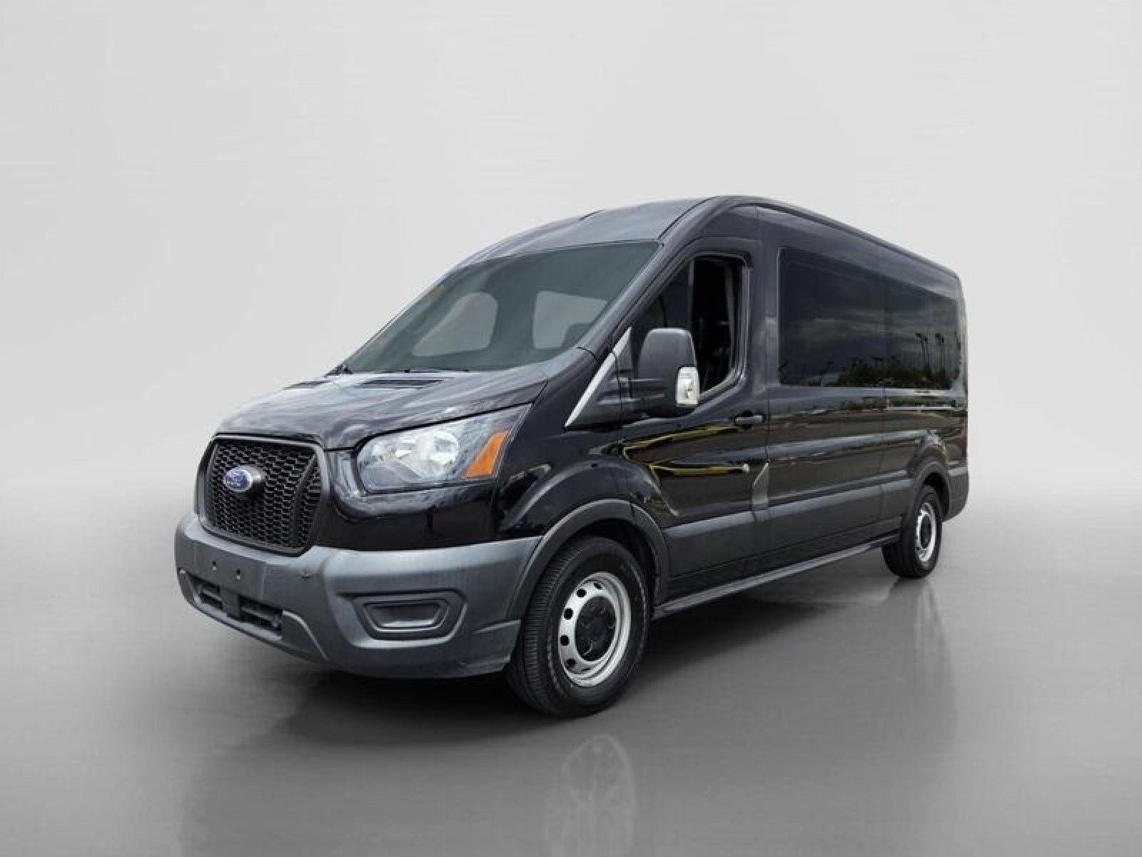 Used 2023 BLACK Ford XL image 8