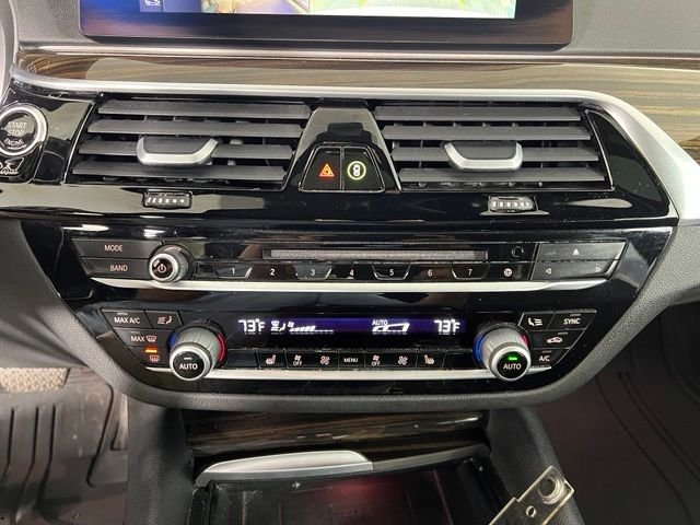 Used 2019 Silver BMW 530i image 28