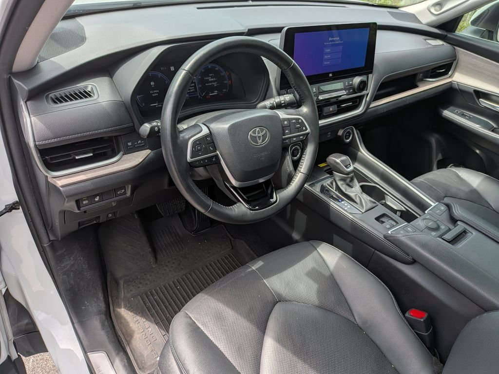 Used 2024 Beige Toyota Limited image 12