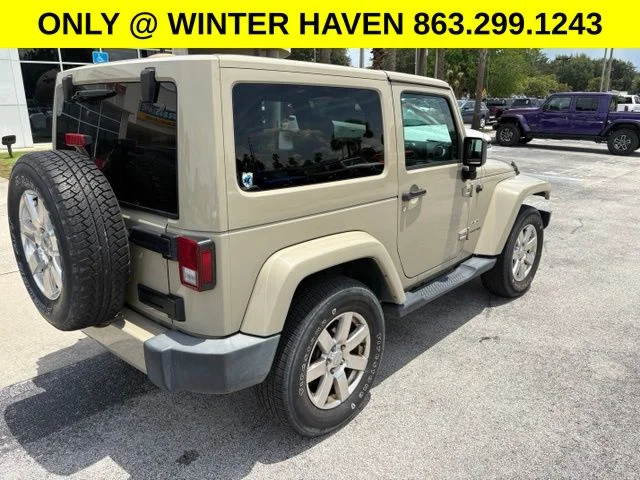 Used 2018 Beige Jeep Sahara image 4