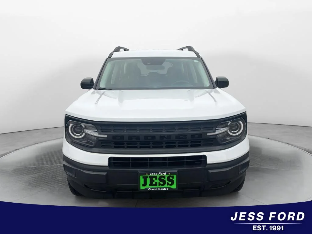 Used 2023 Oxford White Ford BASE image 8