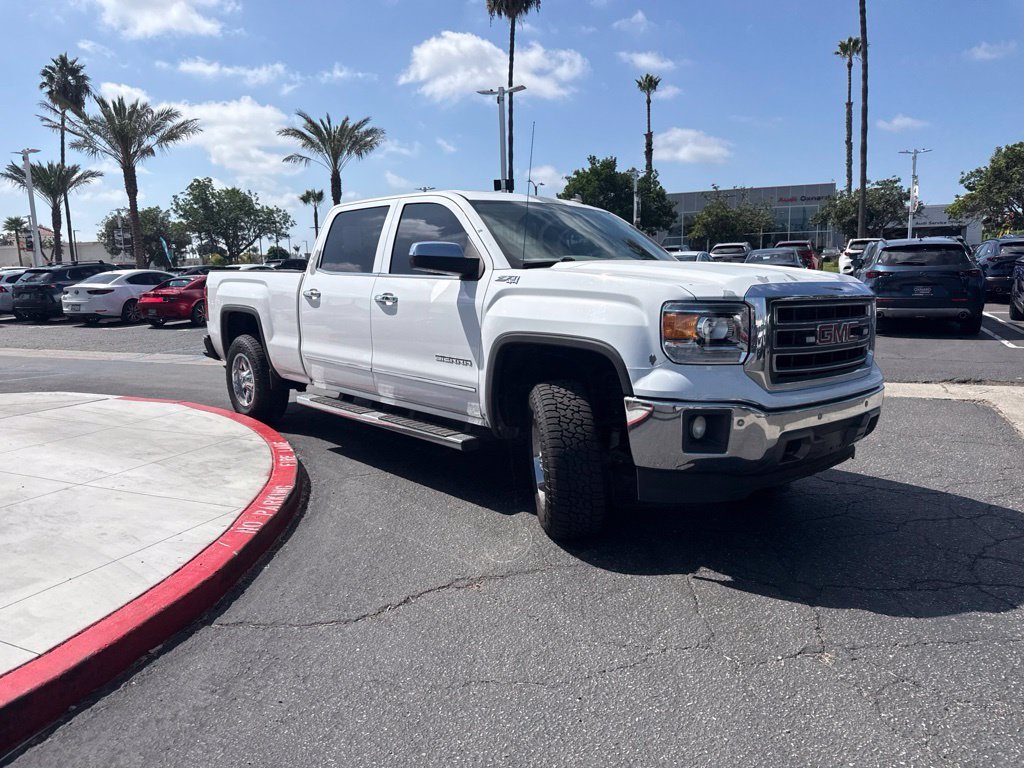 Used 2014 White GMC SLT image 34