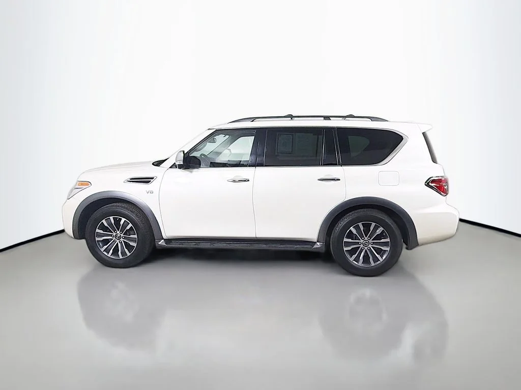 Used 2018 White Nissan SL image 9