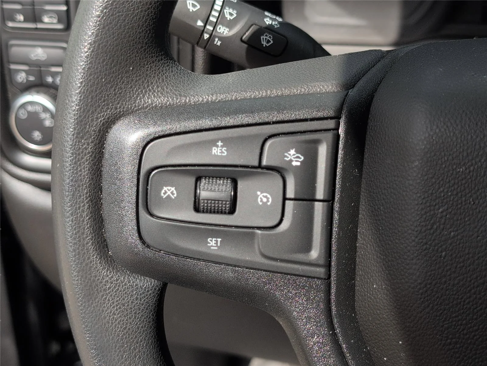 Used 2025 Black Chevrolet Custom image 23