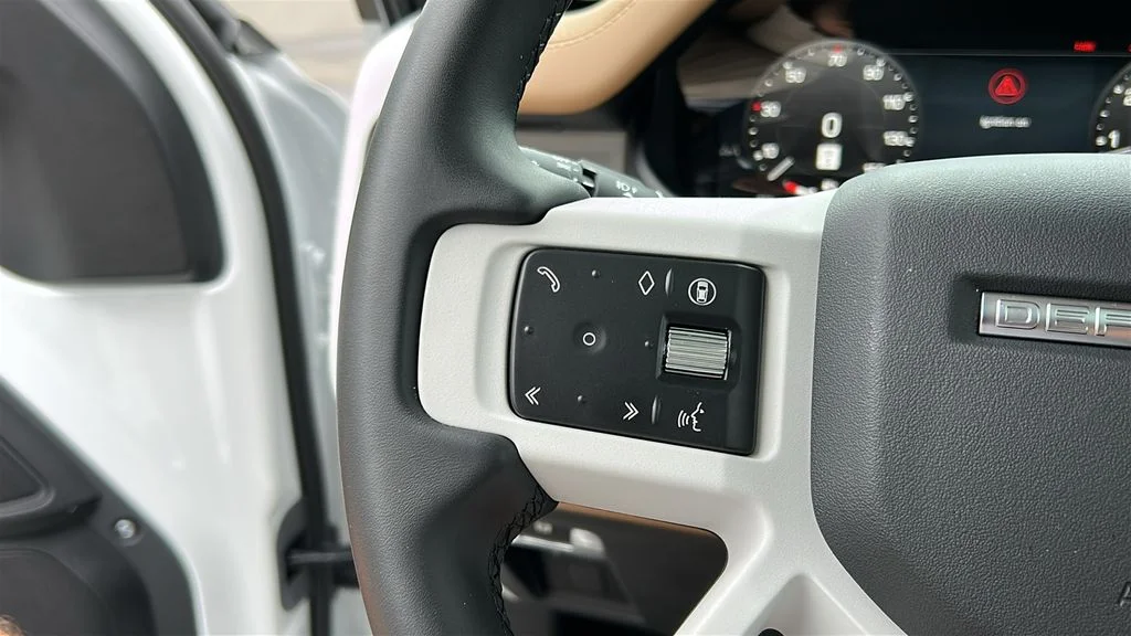 2026 Land Rover Defender S - Photo 13
