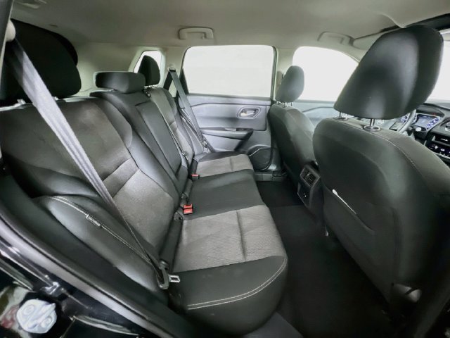 2025 Nissan Rogue SV - Photo 39