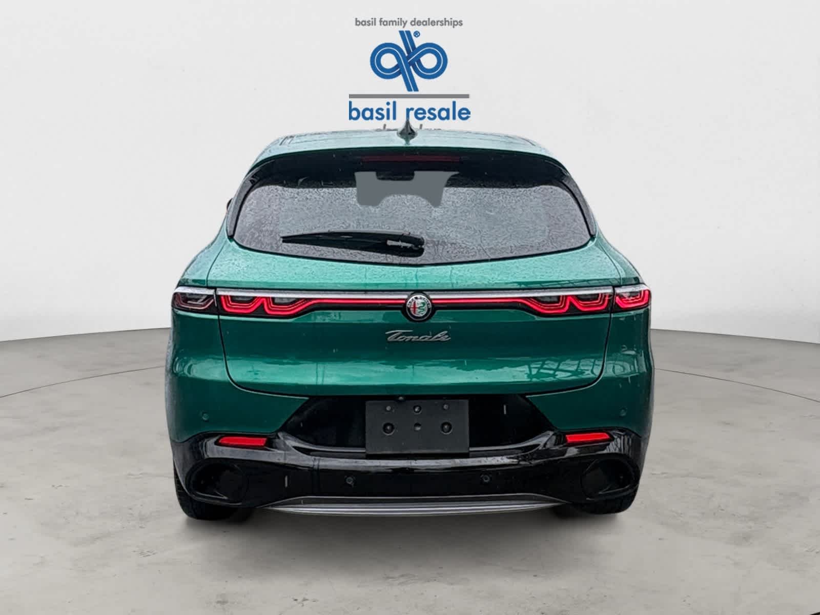 Used 2024 Verde Fangio Tri-Coat Alfa Romeo Ti image 5