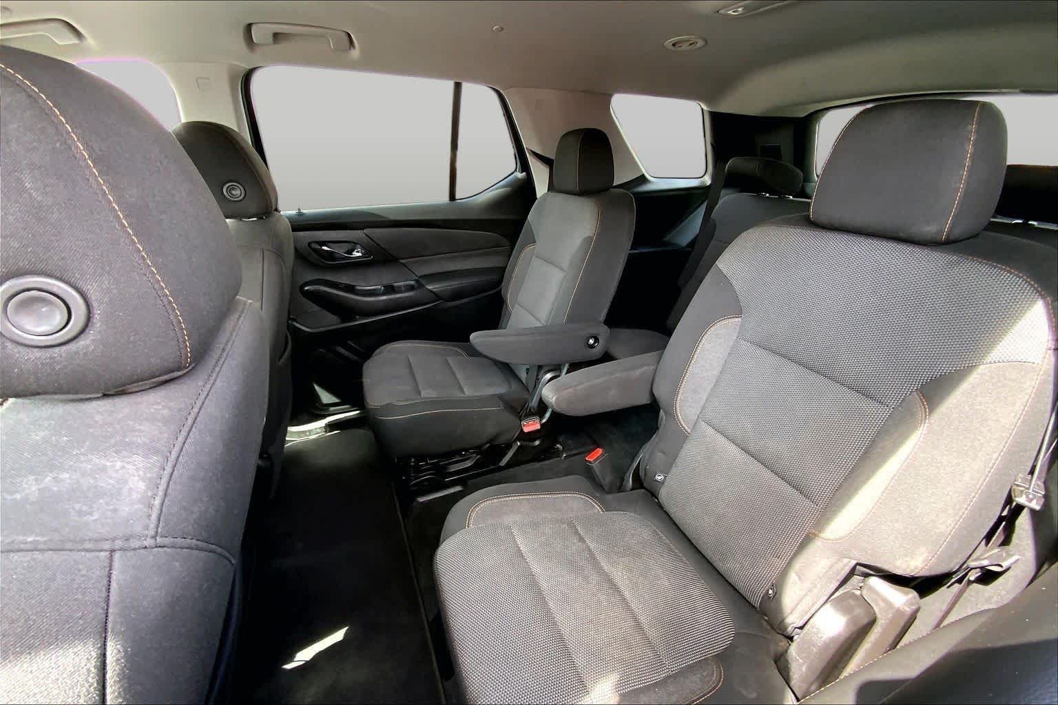 Used 2021 Mosaic Black Metallic Chevrolet LT Cloth image 21