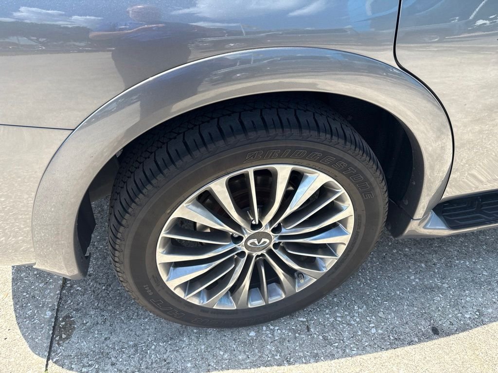 Used 2021 Gray INFINITI Sensory image 15