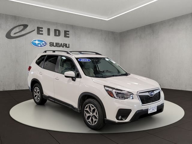 2021 Subaru Forester Premium's photo