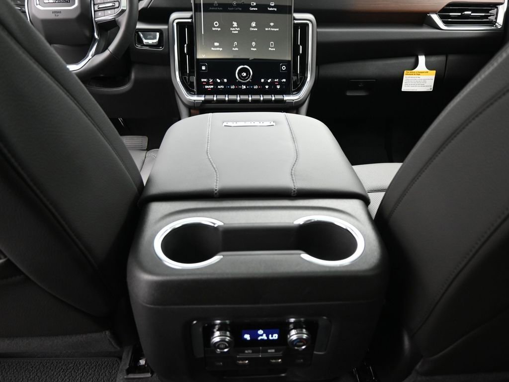 2026 GMC Yukon XL Denali - Photo 20