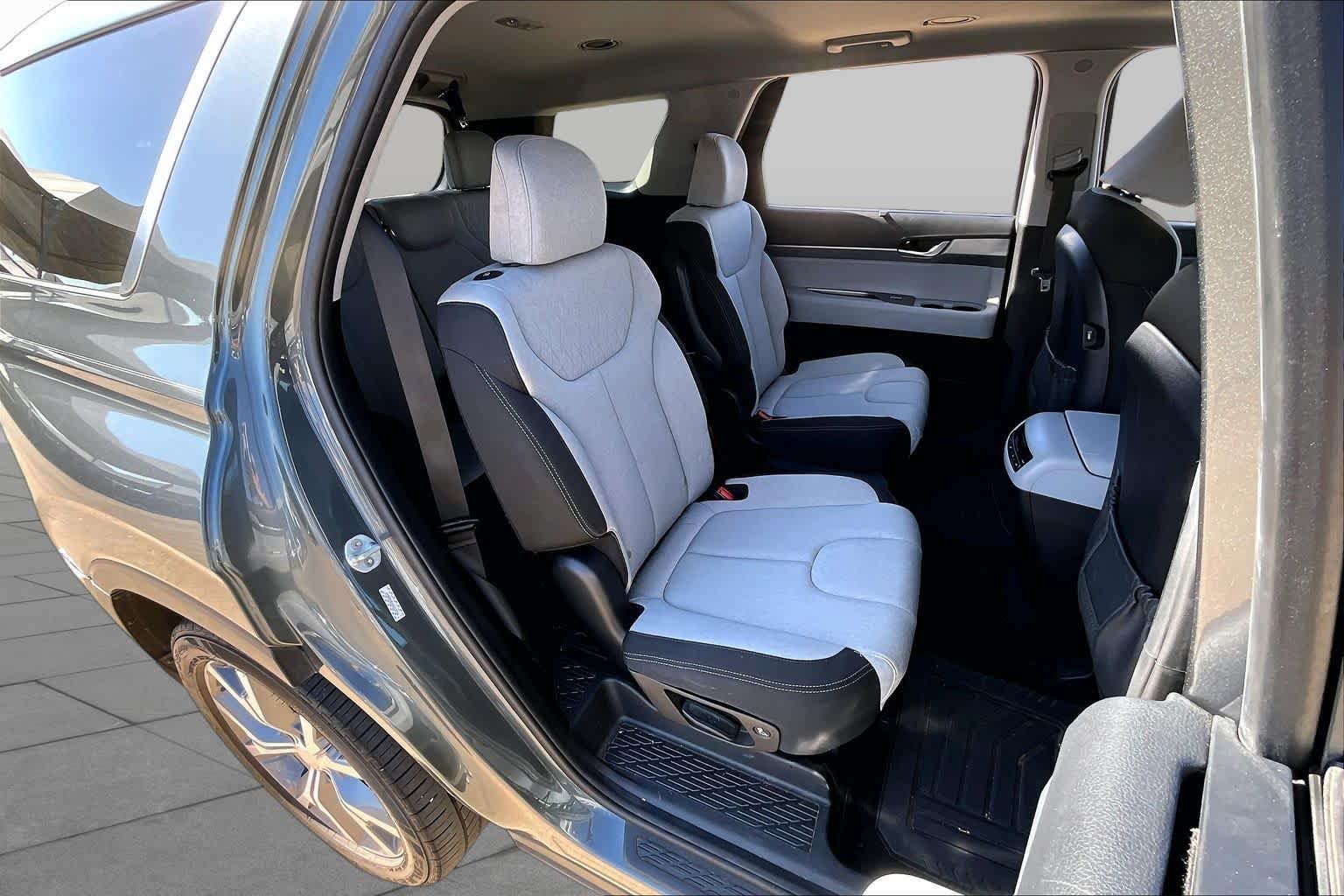 Used 2021 Rainforest Hyundai SEL image 18