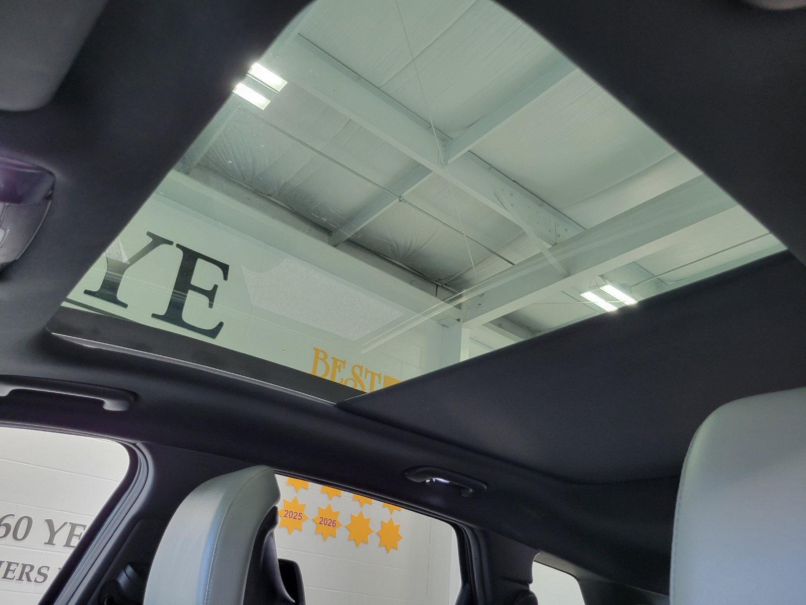Used 2023 Black Kia X-Line image 12