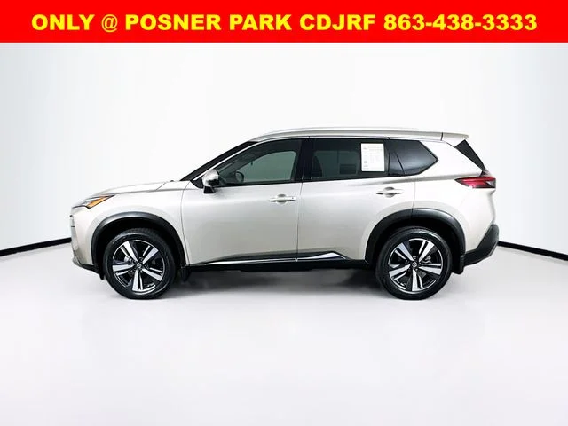 Used 2021 Gold Nissan SL image 4