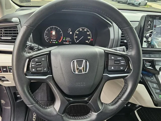 2025 Honda Odyssey Touring - Photo 32
