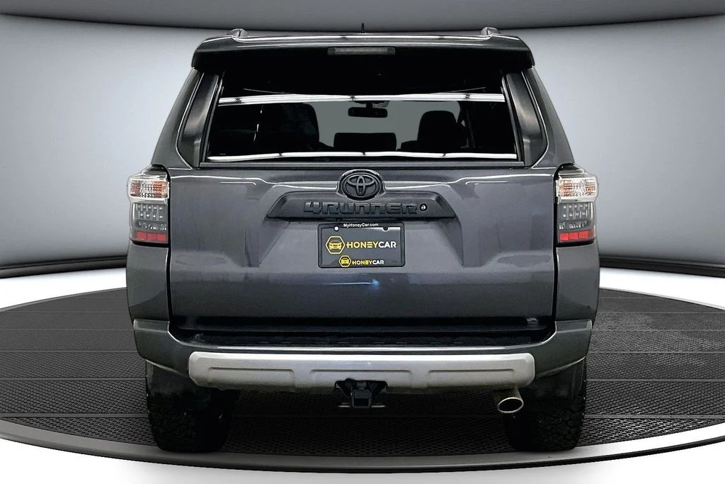 Used 2018 Gray Toyota TRD Off-Road image 5