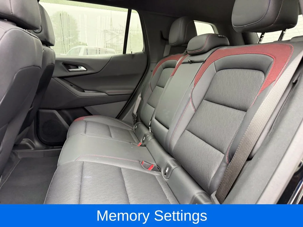 Used 2025 Mosaic Black Metallic Chevrolet RS image 19
