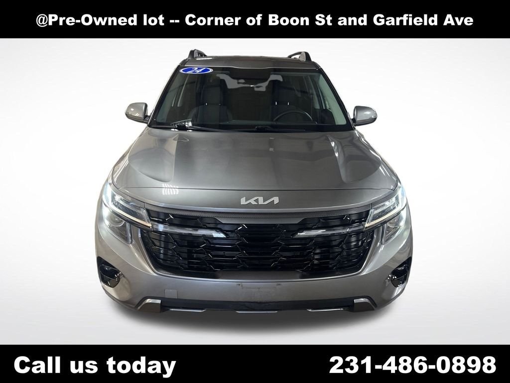 Used 2024 Gray Kia X-Line image 8