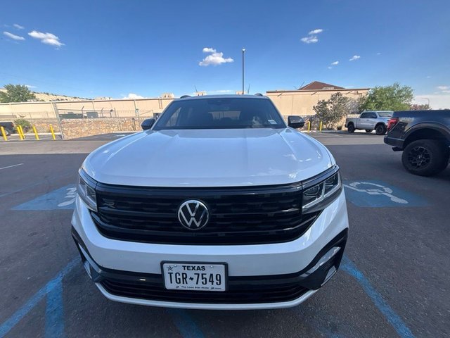 2023 Volkswagen Atlas Cross Sport 2.0T SEL R-Line