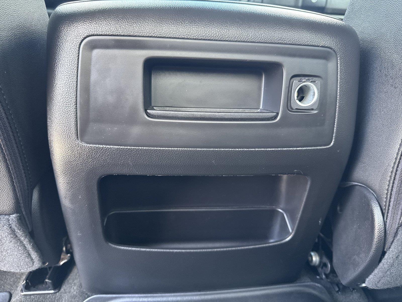 Used 2018 IRIDESCENT PEARL TRICOAT Chevrolet LTZ image 32