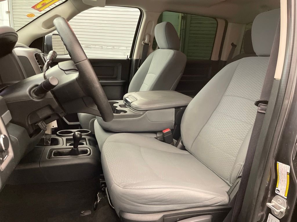 Used 2015 Gray Ram Tradesman image 21