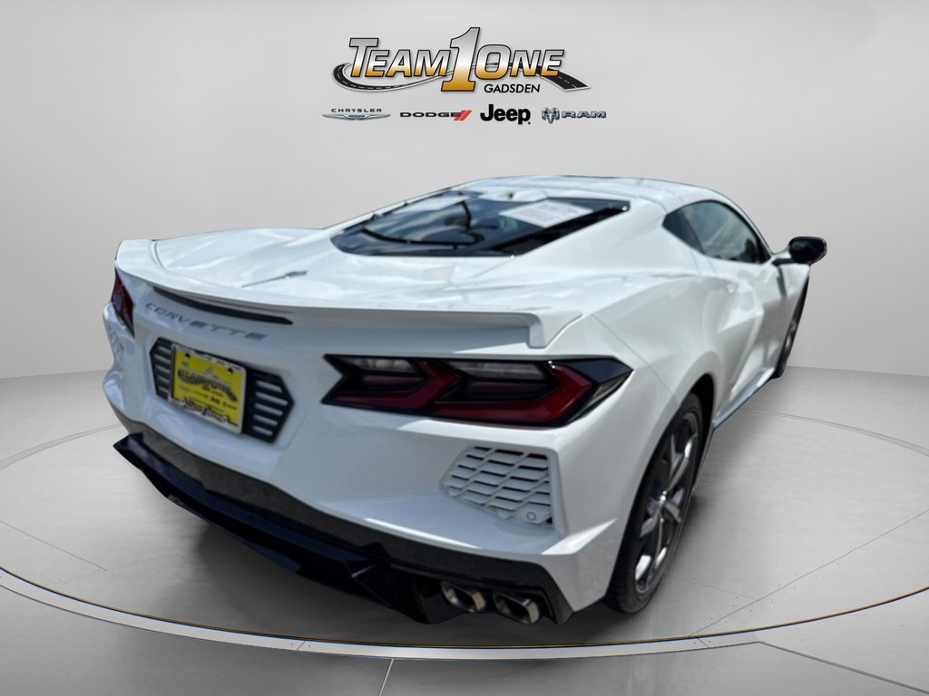 Used 2022 Arctic White Chevrolet 2LT image 6