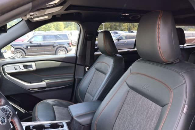 Used 2023 Green Ford Timberline image 10