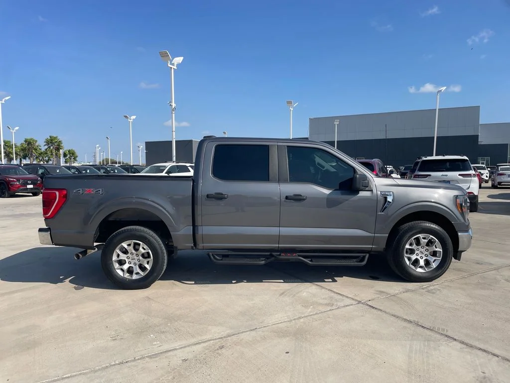 Used 2023 Gray Ford XLT image 6