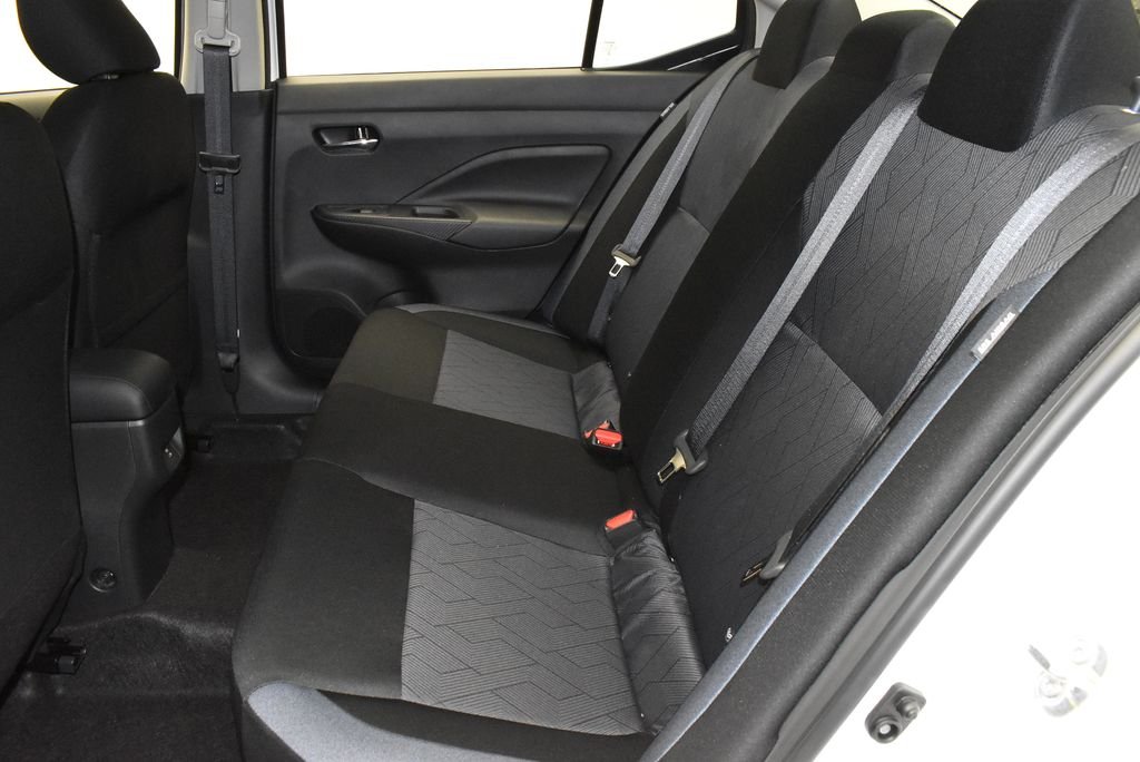 2025 Nissan Versa Sedan SV - Photo 32