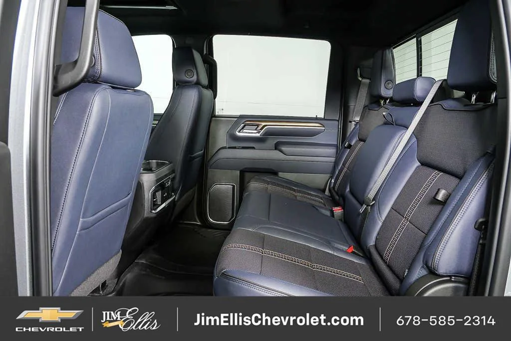 New 2026 Sterling Gray Metallic Chevrolet High Country image 18