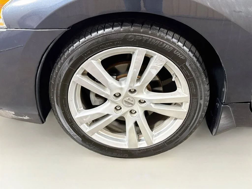 Used 2015 Blue Nissan 3.5 SL image 39