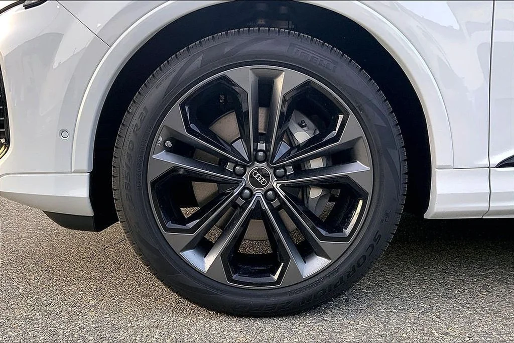 New 2026 White/off-white Audi 55 Premium Plus image 11