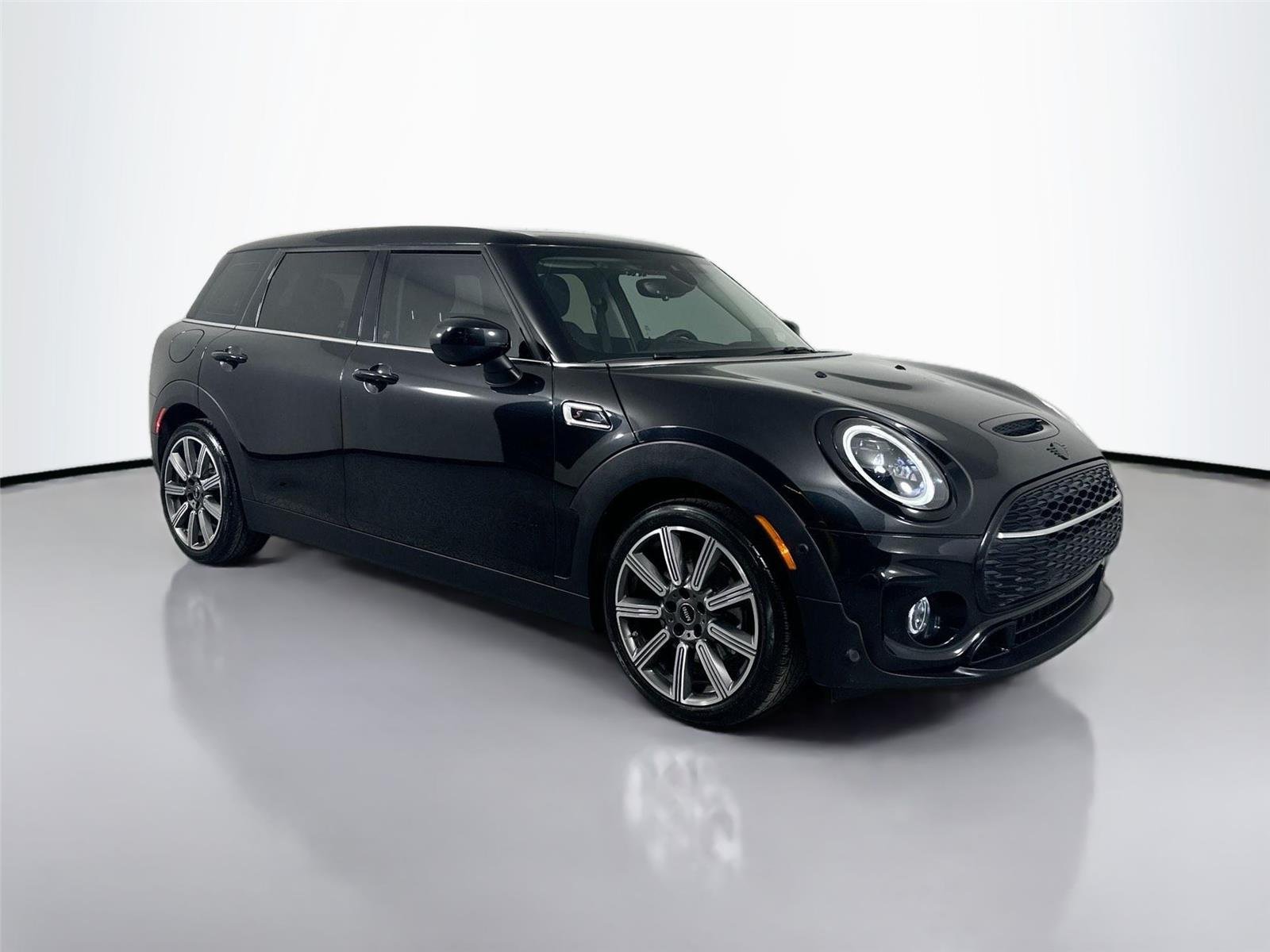 Used 2023 Midnight Black II MINI Cooper S image 3