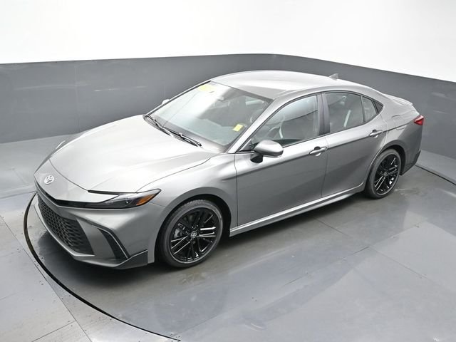 Used 2026  Toyota SE image 39