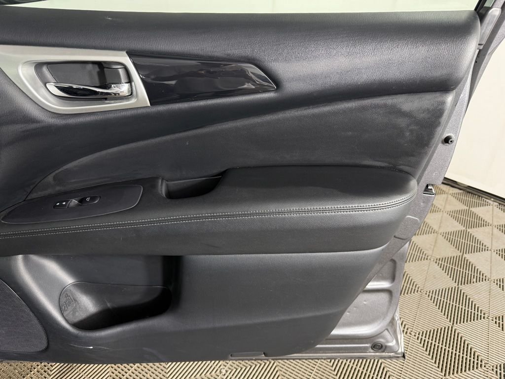 2019 Nissan Pathfinder SV - Photo 20