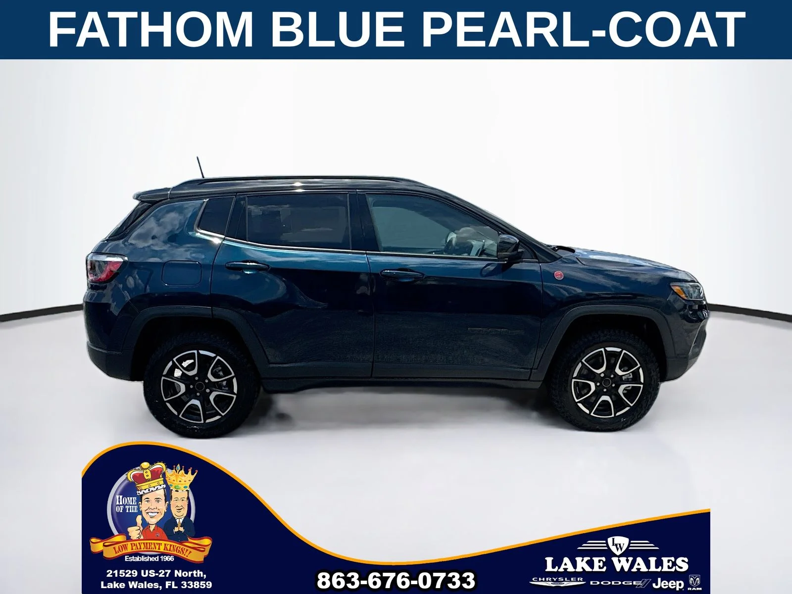 New 2026 Fathom Blue Pearl-Coat Exterior Paint Jeep Trailhawk image 7