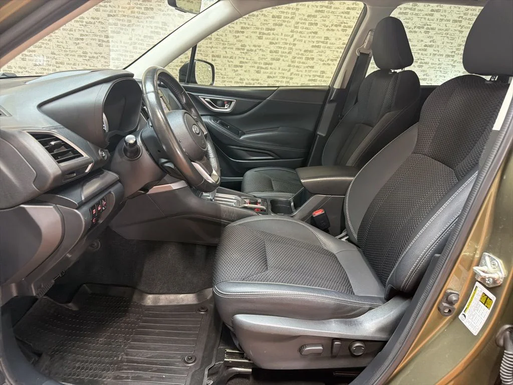 Used 2022 Brown Subaru Premium image 25