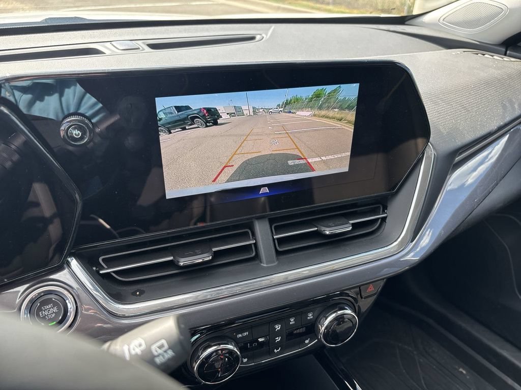 New 2026 Summit White Chevrolet ACTIV image 16