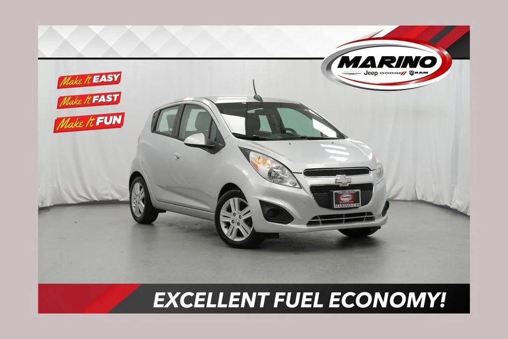 Used 2015 Silver Chevrolet 1LT image 1