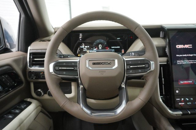 2026 GMC Yukon Denali - Photo 29