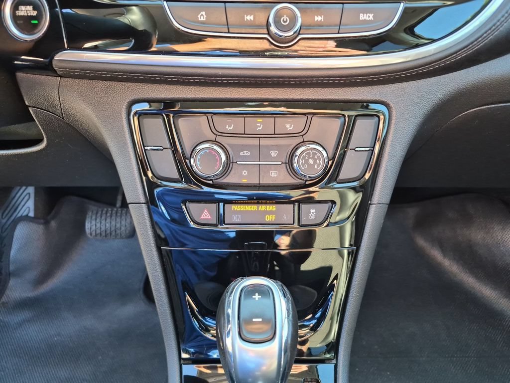 Used 2020 Includes (MDP) Anthracite lower exterior accent color, Paint code W598F. Buick Preferred image 27