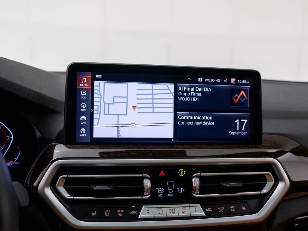 Used 2022 Black Sapphire Metallic BMW xDrive30i image 27